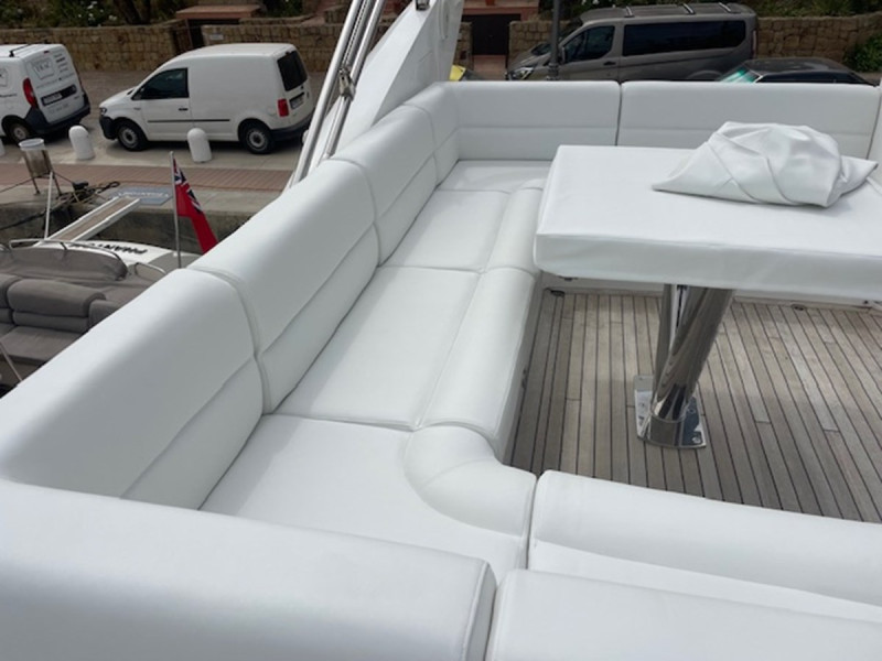 SPORT YACHT 68 2015 71' 4" SUNSEEKER
