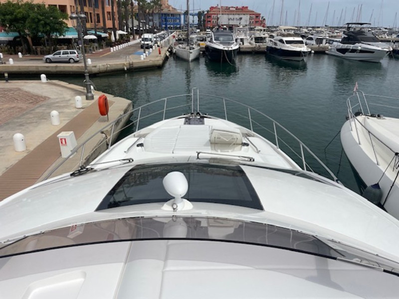 SPORT YACHT 68 2015 71' 4" SUNSEEKER