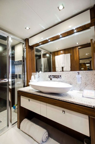 2015 115' 0" SUNSEEKER