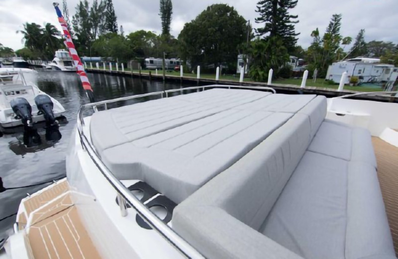 PREDATOR 2018 68' 0" SUNSEEKER