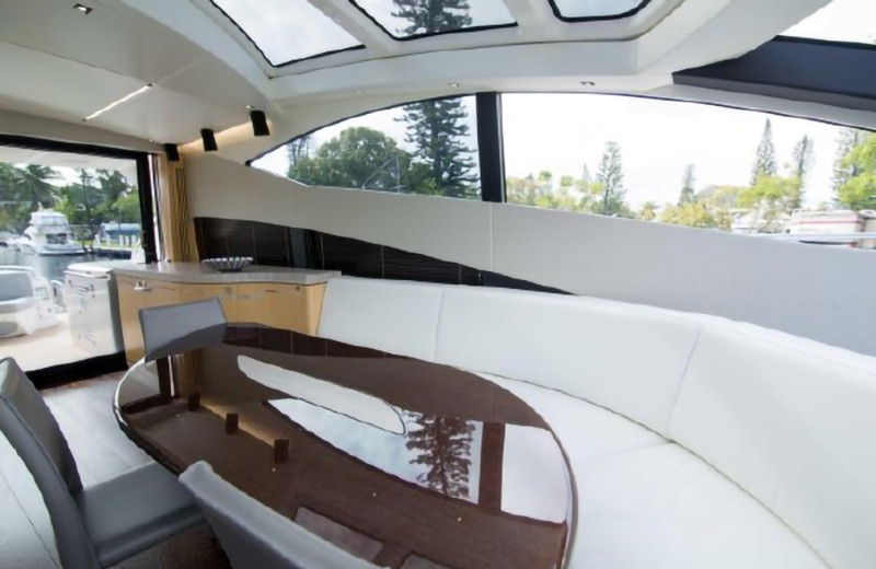 PREDATOR 2018 68' 0" SUNSEEKER