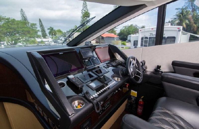 PREDATOR 2018 68' 0" SUNSEEKER