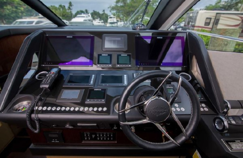 PREDATOR 2018 68' 0" SUNSEEKER