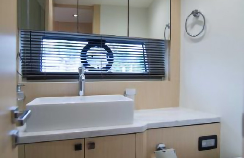 PREDATOR 2018 68' 0" SUNSEEKER