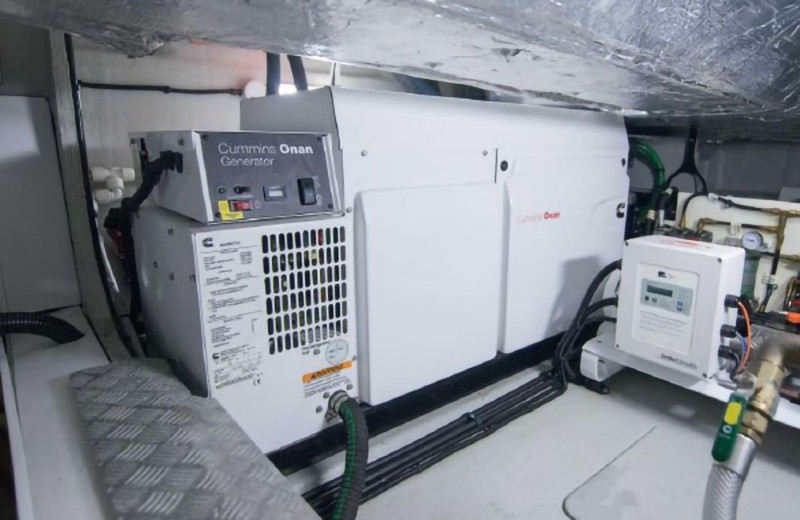 PREDATOR 2018 68' 0" SUNSEEKER