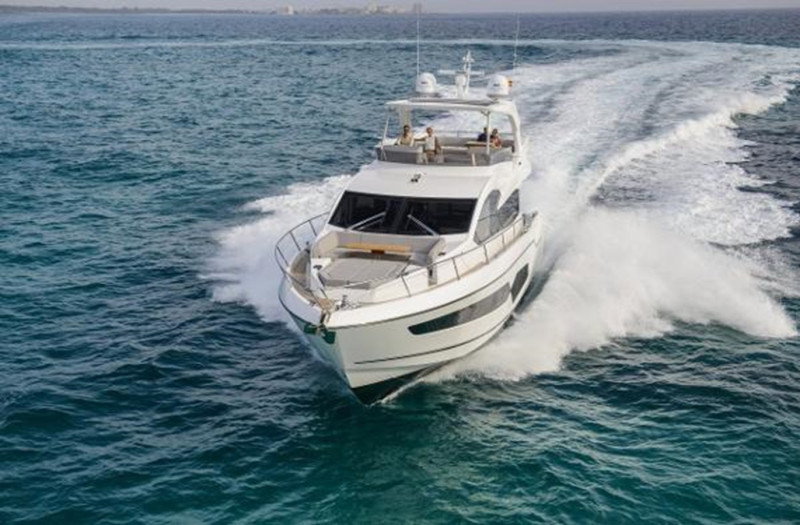 MANHATTAN 2019 66' 0" SUNSEEKER