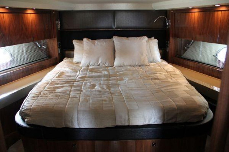 PREDATOR 2012 60' 0" SUNSEEKER