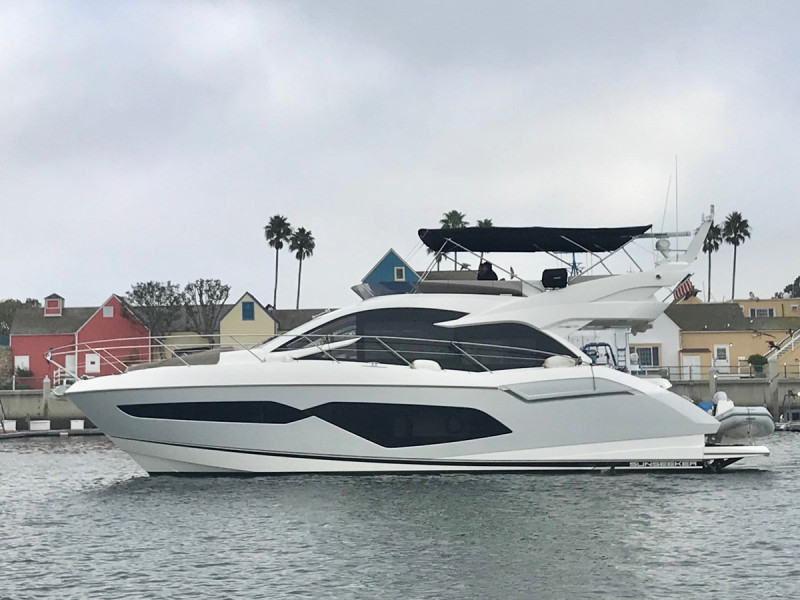 MANHATTAN 2018 52' 0" SUNSEEKER