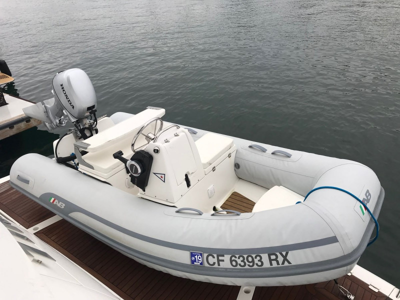 MANHATTAN 2018 52' 0" SUNSEEKER