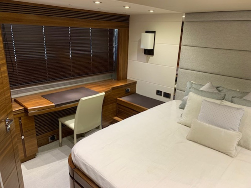 PREDATOR 2017 68' 0" SUNSEEKER