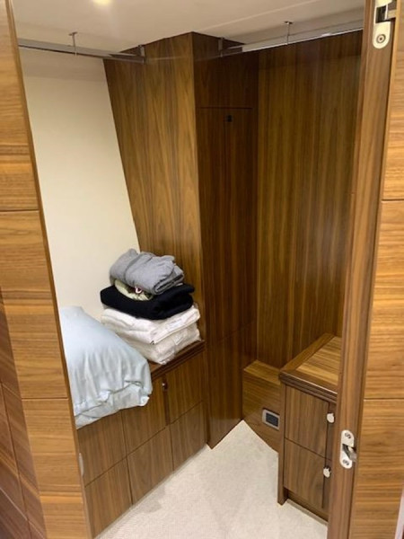 PREDATOR 2017 68' 0" SUNSEEKER