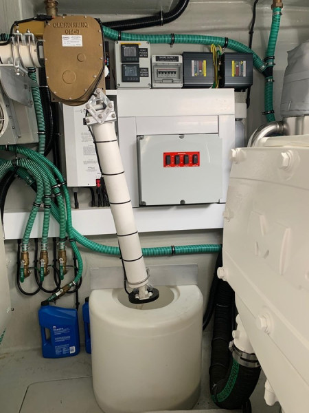 PREDATOR 2017 68' 0" SUNSEEKER