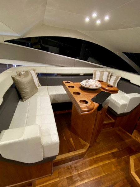 MANHATTAN 55 2015 55' 0" SUNSEEKER