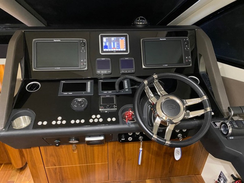 MANHATTAN 55 2015 55' 0" SUNSEEKER