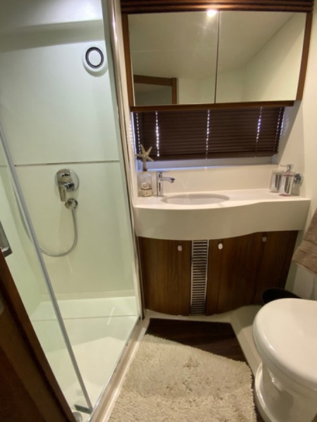 MANHATTAN 55 2015 55' 0" SUNSEEKER