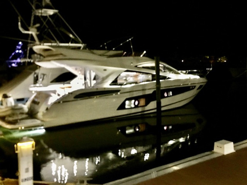 MANHATTAN 55 2015 55' 0" SUNSEEKER