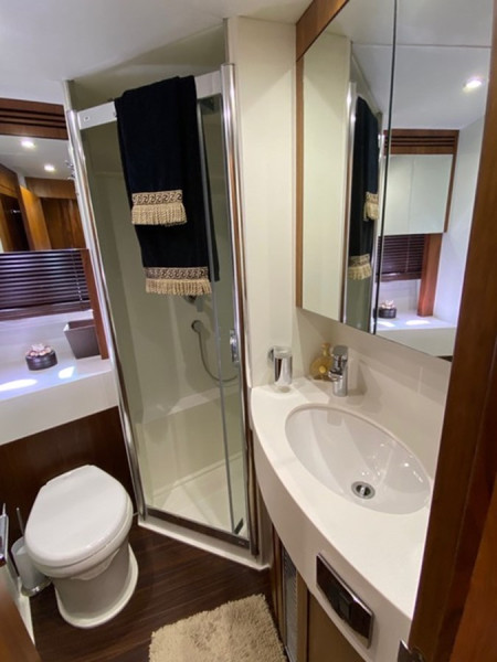 MANHATTAN 55 2015 55' 0" SUNSEEKER