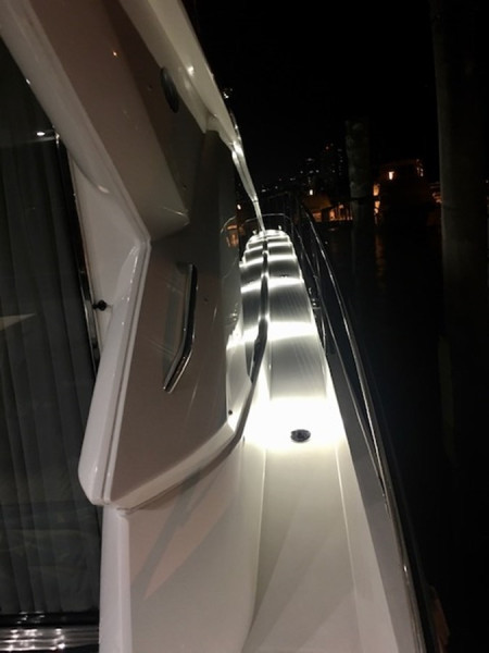 MANHATTAN 55 2015 55' 0" SUNSEEKER