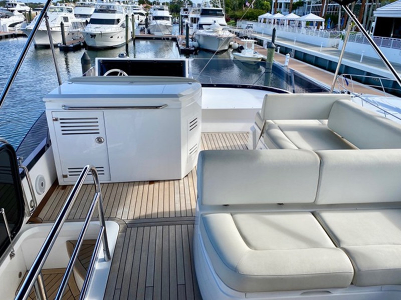 MANHATTAN 55 2015 55' 0" SUNSEEKER