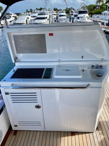MANHATTAN 55 2015 55' 0" SUNSEEKER