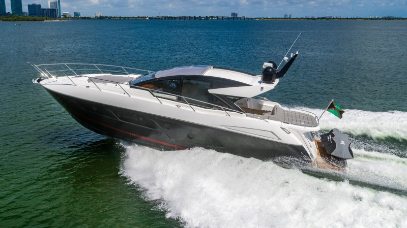 PREDATOR 2019 57' 0" SUNSEEKER