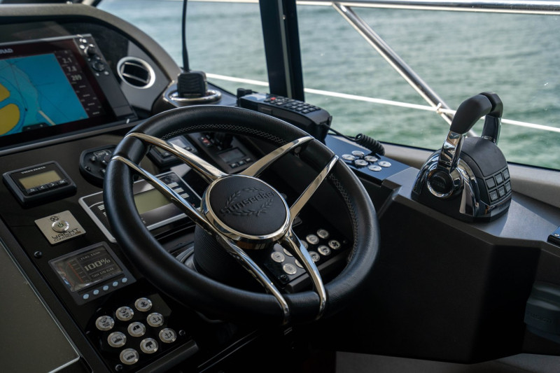 PREDATOR 2019 57' 0" SUNSEEKER