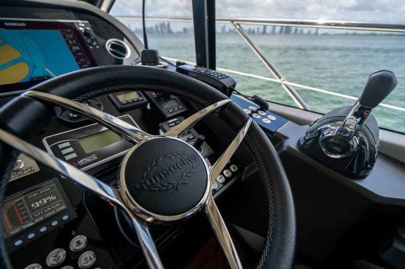 PREDATOR 2019 57' 0" SUNSEEKER