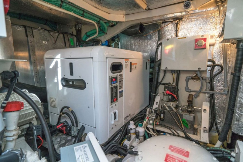 PREDATOR 2010 52' 0" SUNSEEKER