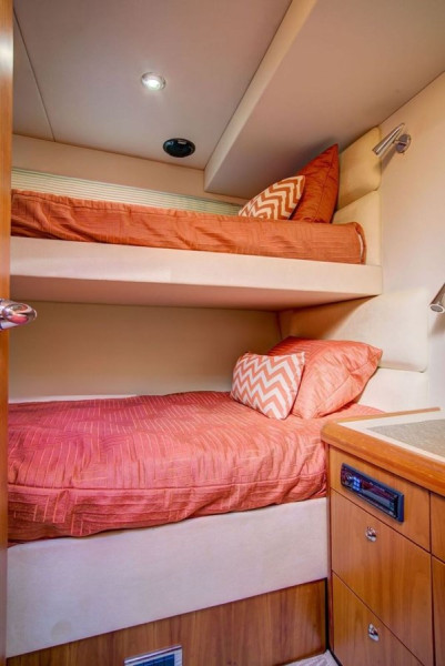 PREDATOR 2010 52' 0" SUNSEEKER