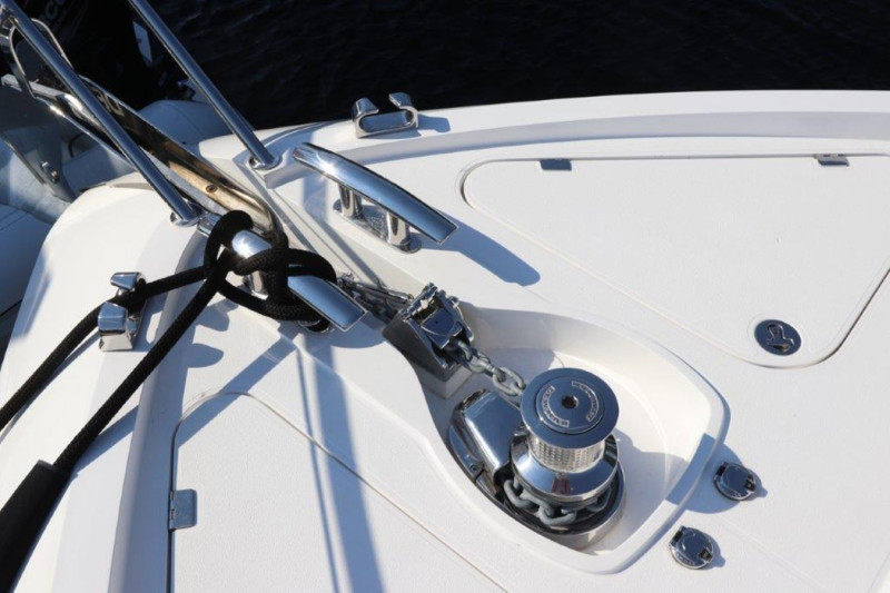 PREDATOR 2018 74' 0" SUNSEEKER