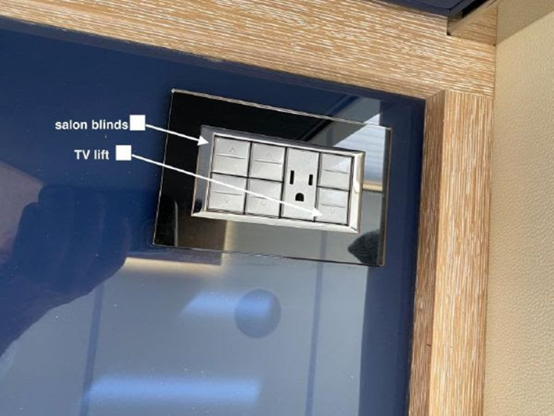 66 FLY 2019 66' 4" ASTONDOA