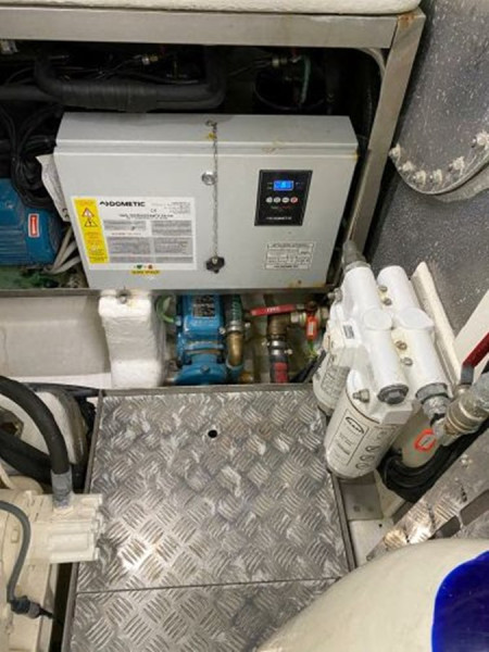 66 FLY 2019 66' 4" ASTONDOA