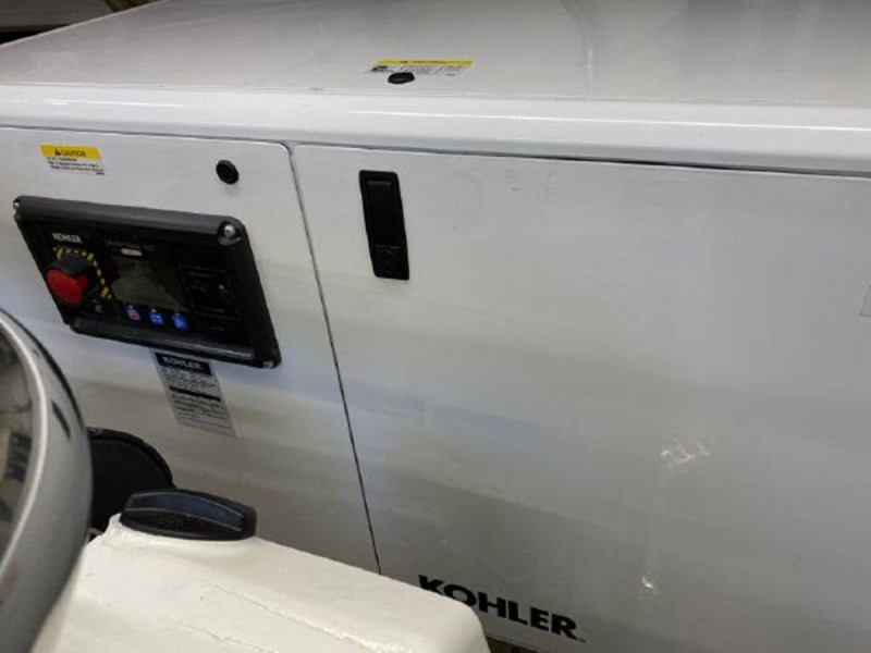 66 FLY 2019 66' 4" ASTONDOA