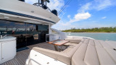 80 PREDATOR 2013 80' 0" SUNSEEKER