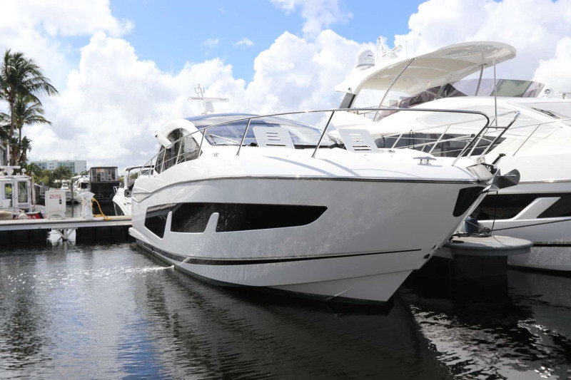 PREDATOR 50 2019 50' 0" SUNSEEKER