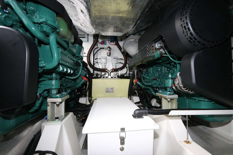 PREDATOR 50 2019 50' 0" SUNSEEKER