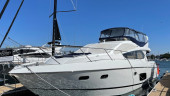 MANHATTAN 63 2012 69' 1" SUNSEEKER