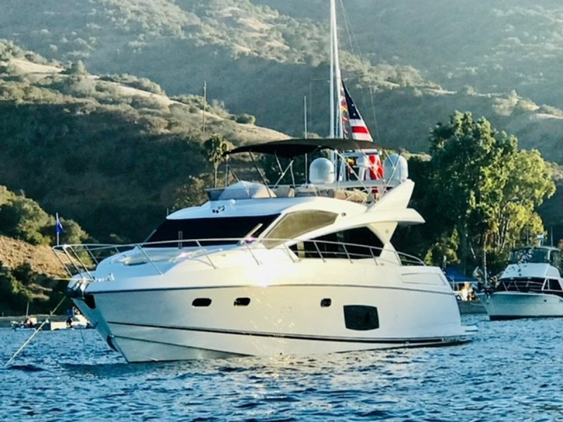 MANHATTAN 63 2015 69' 0" SUNSEEKER