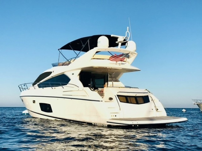 MANHATTAN 63 2015 69' 0" SUNSEEKER