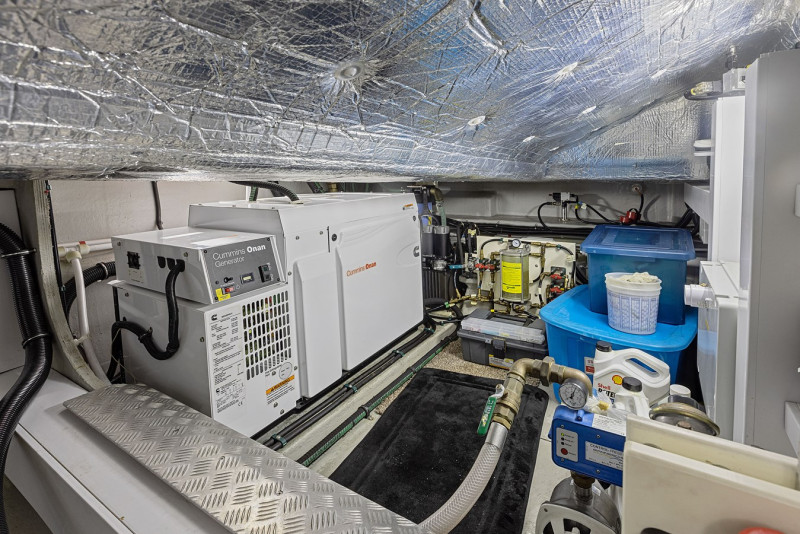 PREDATOR 68 2015 68' 0" SUNSEEKER