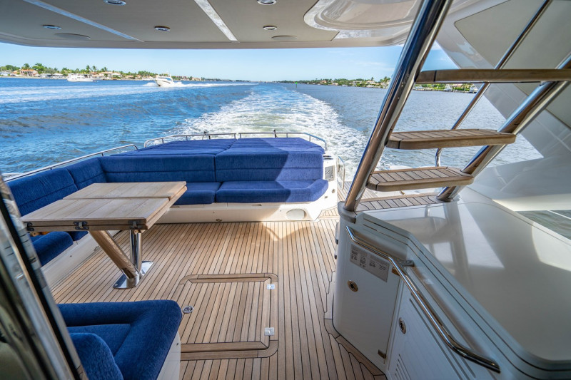 SPORTS CRUISER 2016 71' 2" SUNSEEKER