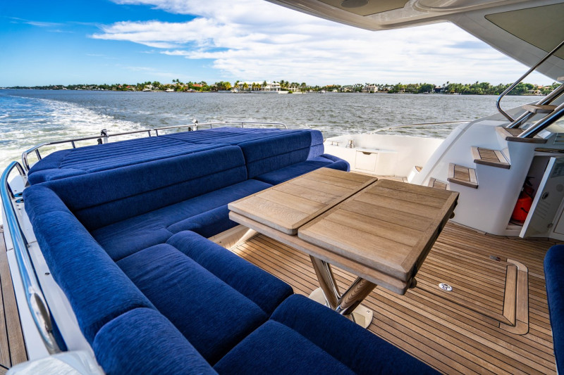 SPORTS CRUISER 2016 71' 2" SUNSEEKER