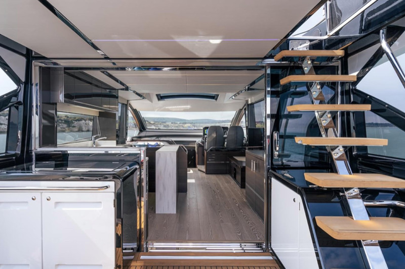 SUNSEEKER 65 SPORT YACHT 2021 67' 3" SUNSEEKER