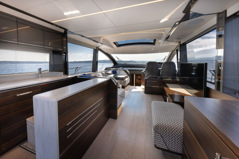 SUNSEEKER 65 SPORT YACHT 2021 67' 3" SUNSEEKER