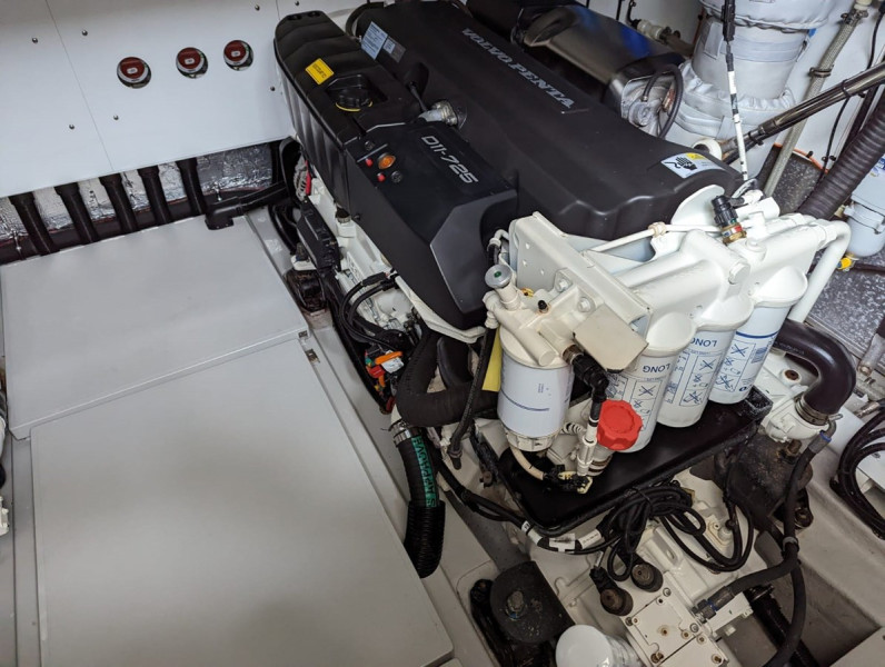 MANHATTAN 52  2018 52' 0" SUNSEEKER