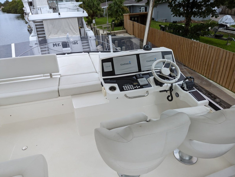MANHATTAN 52  2018 52' 0" SUNSEEKER