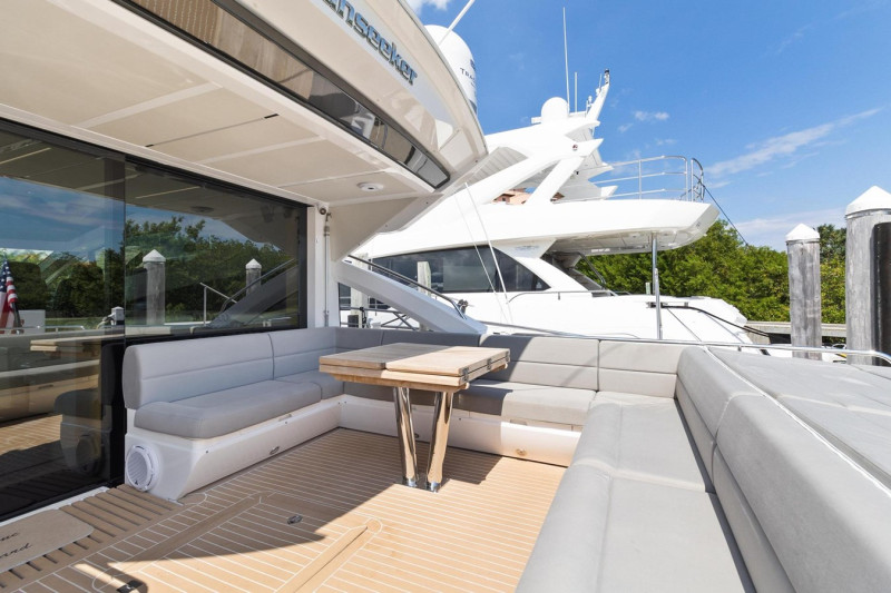 PREDATOR 68 2018 68' 0" SUNSEEKER