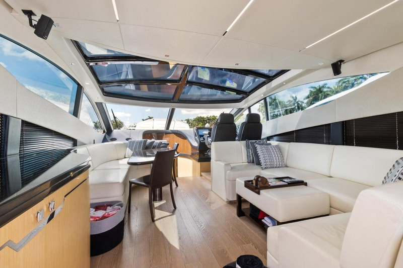 PREDATOR 68 2018 68' 0" SUNSEEKER