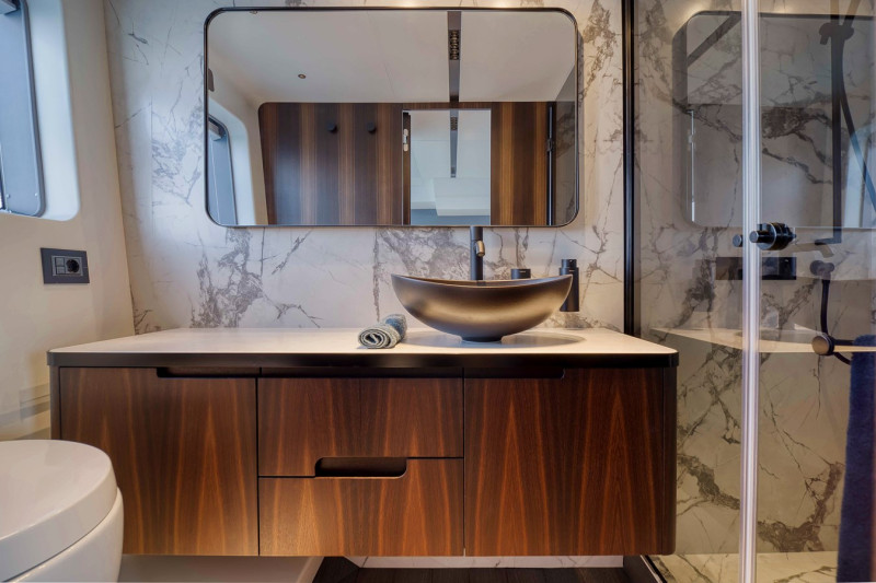 AS5 2023 57' 0" ASTONDOA