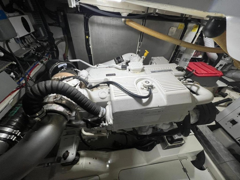 2013 52' 4" AZIMUT YACHTS